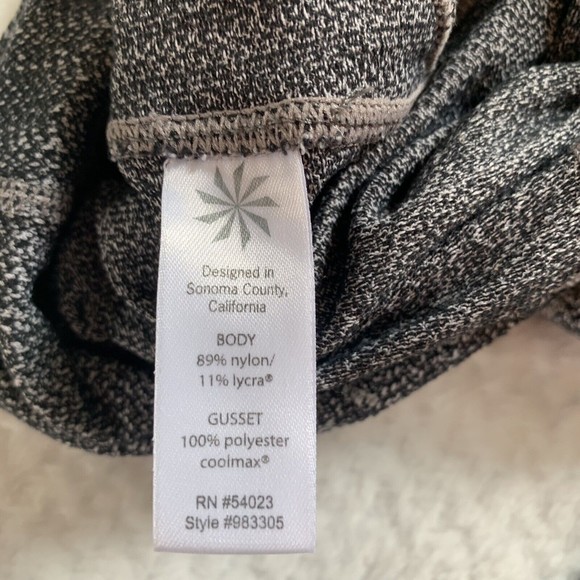 Athleta Zipper Pocket Crop Leggings Gray XS - Picture 6 of 6